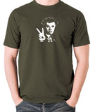 The Young Ones - Rick, Peace - Men's T Shirt - olive