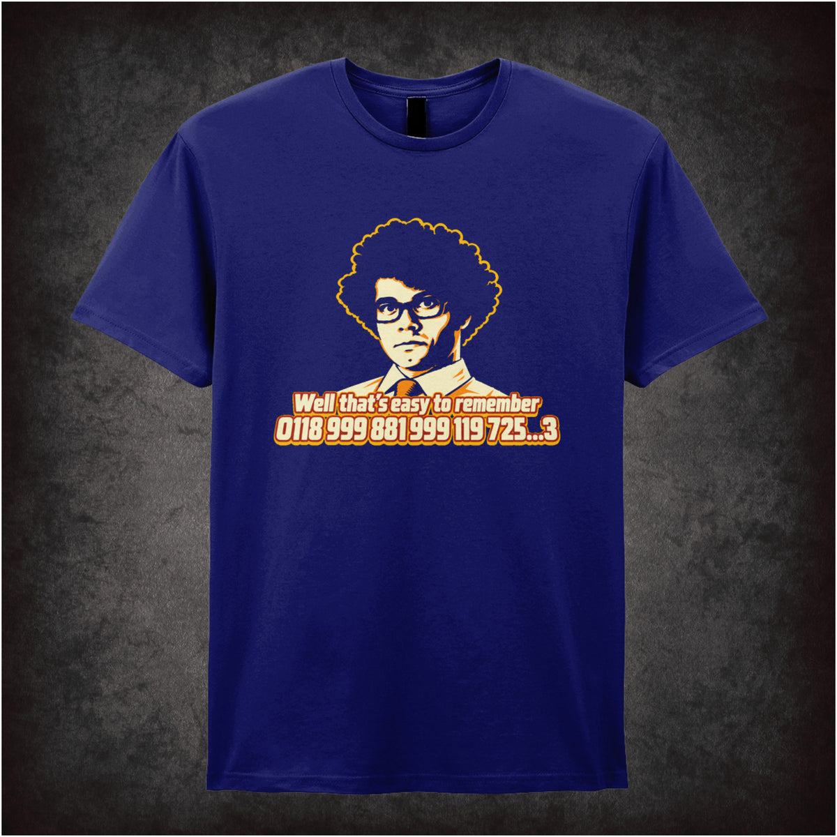 “Moss ‘0118 999 881 999 119 725…3’ T-shirt in navy from The IT Crowd”
