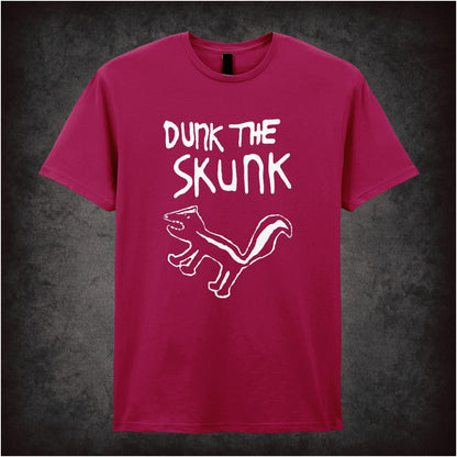 Dunk The Skunk – Cult TV Comedy Graphic T-Shirt