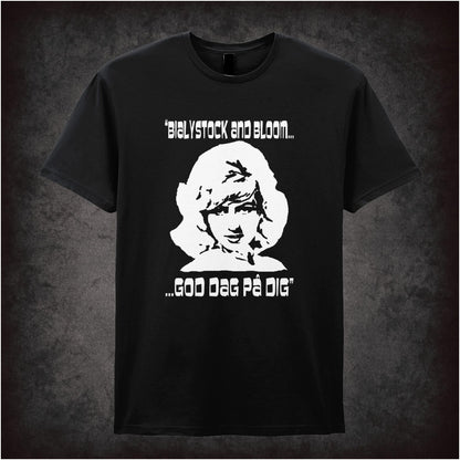 God Dag På Dig – Cult Comedy Graphic T-Shirt