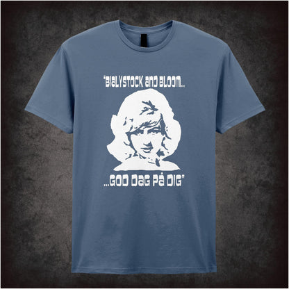 God Dag På Dig – Cult Comedy Graphic T-Shirt