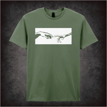 Alien Contact – Cult Sci-Fi Graphic T-Shirt