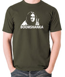 The Young Ones - Neil Boomshanka - Men's T Shirt - olive